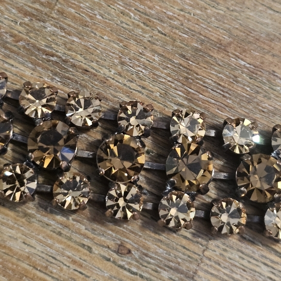 Estate Vintage Juliana Amber Glass Rivoli 3 Row Gold Tone Bracelet - Picture 10 of 12